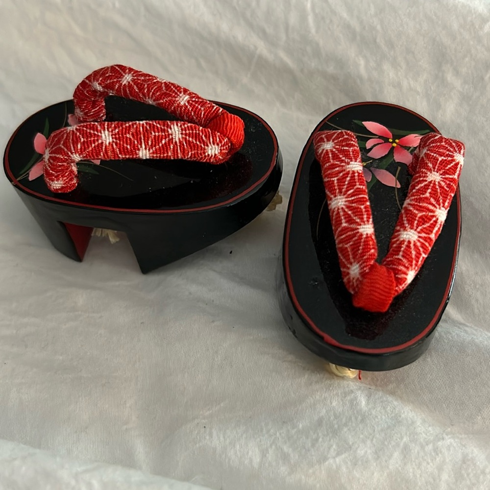 Vintage Lacquered Painted Wood Miniature Japanese Geta Kimono Sandals